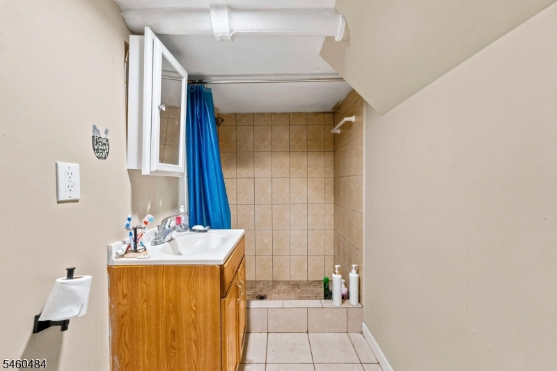 1176 Julia St Property Photo 23