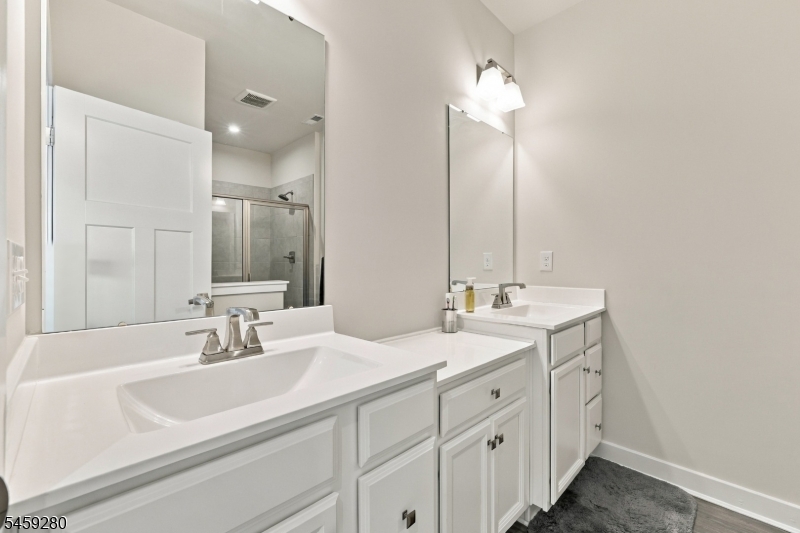 14 Clausen Ct Property Photo 27
