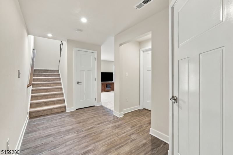 14 Clausen Ct Property Photo 34