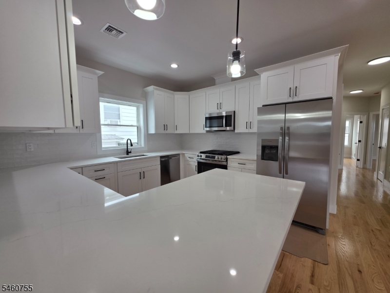 747 Rahway 2 Property Photo 1