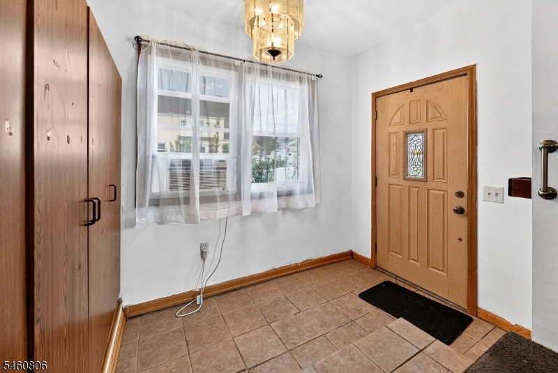12 Cornell St Property Photo 3