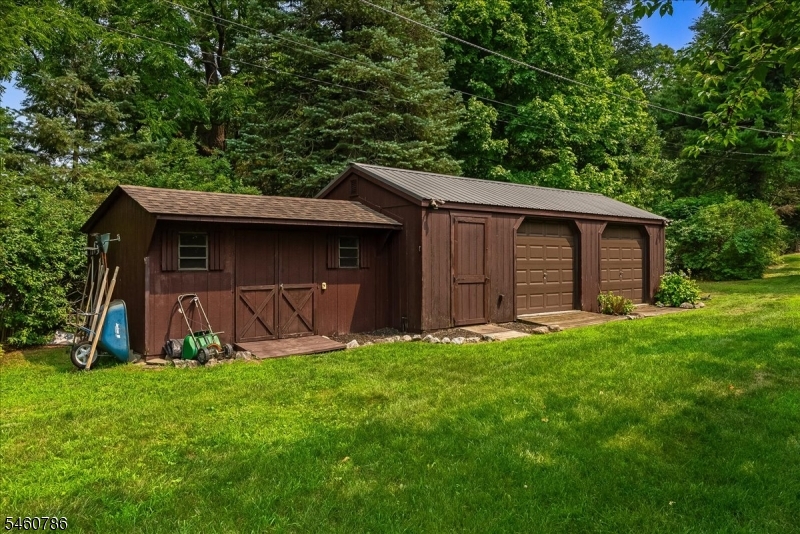 3 Manrodt Ct Property Photo 34