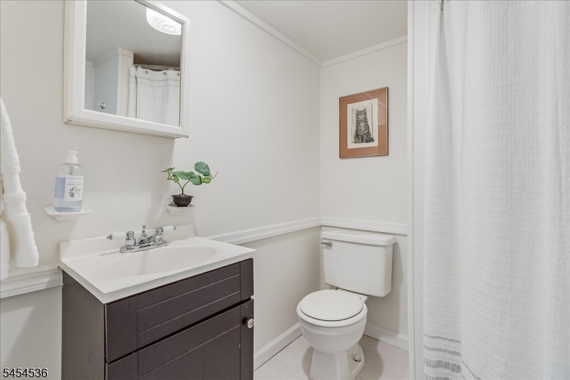 21 Oakview Ave Property Photo 23