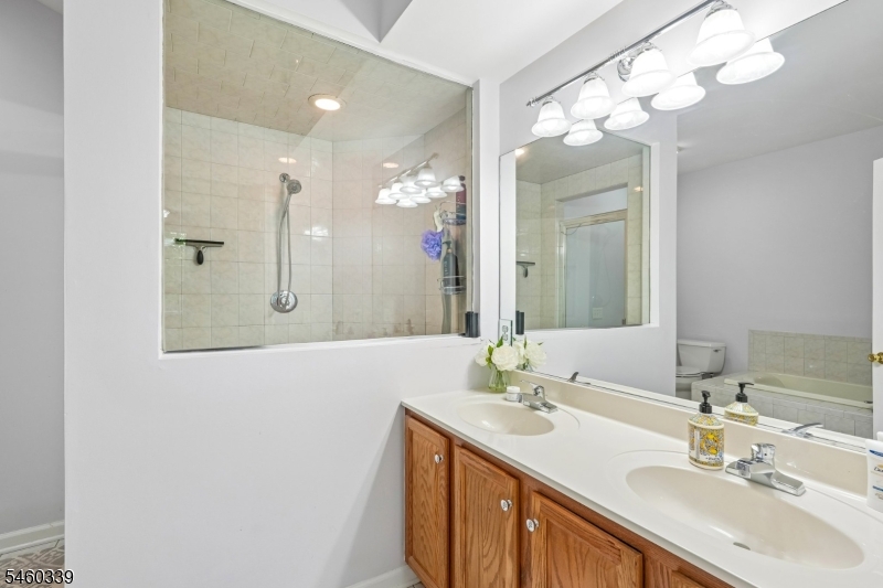 33 Spring Hollow Rd Property Photo 22