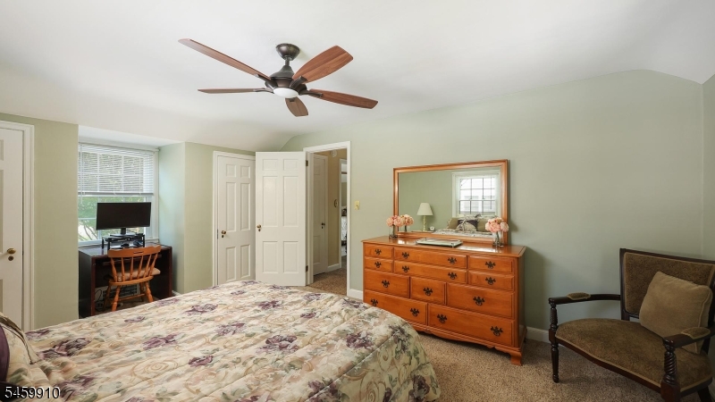 11 Munsee Dr Property Photo 24