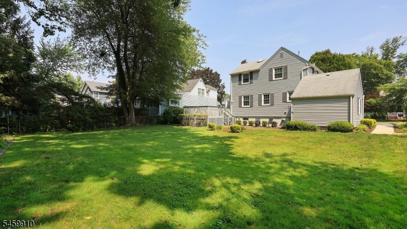 11 Munsee Dr Property Photo 31