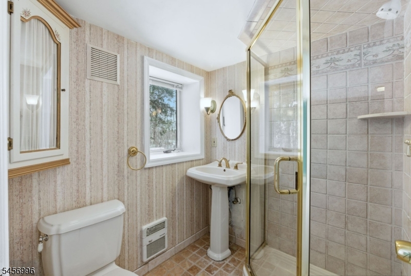 41 Summit Rd Property Photo 22