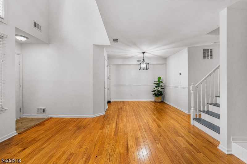 5 Evans Court Property Photo 15