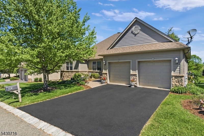 14 Wentworth Ct Property Photo 5
