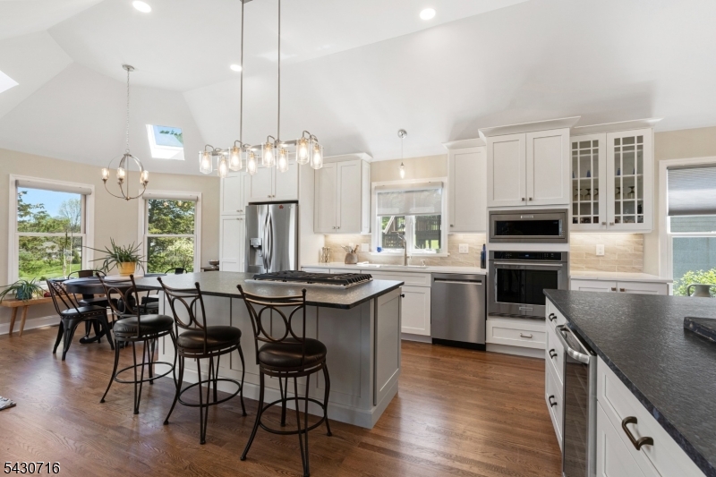 14 Wentworth Ct Property Photo 8