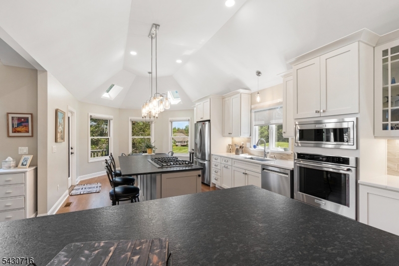 14 Wentworth Ct Property Photo 10