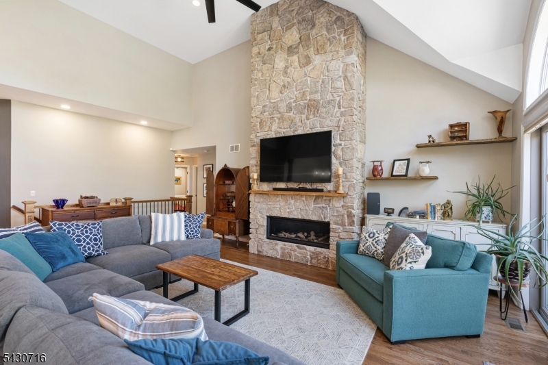 14 Wentworth Ct Property Photo 15