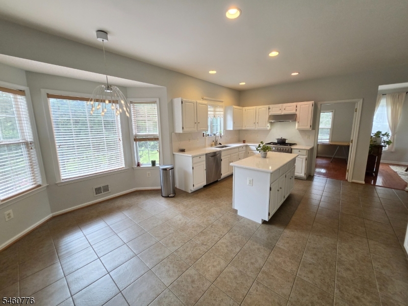 19 Goldenrod Dr Property Photo 14