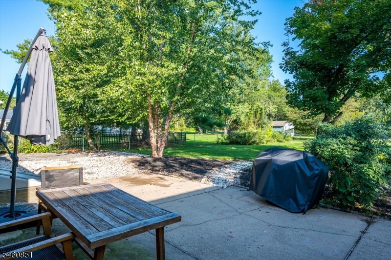 325 Triangle Rd Property Photo 31