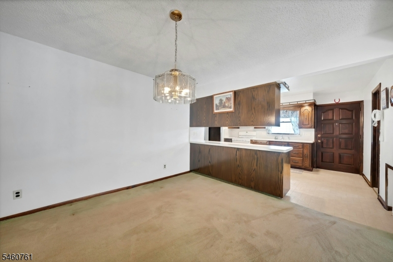 230 Lincoln Pl Property Photo 14