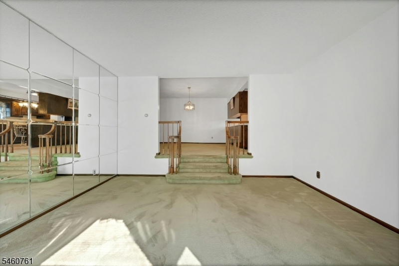 230 Lincoln Pl Property Photo 20