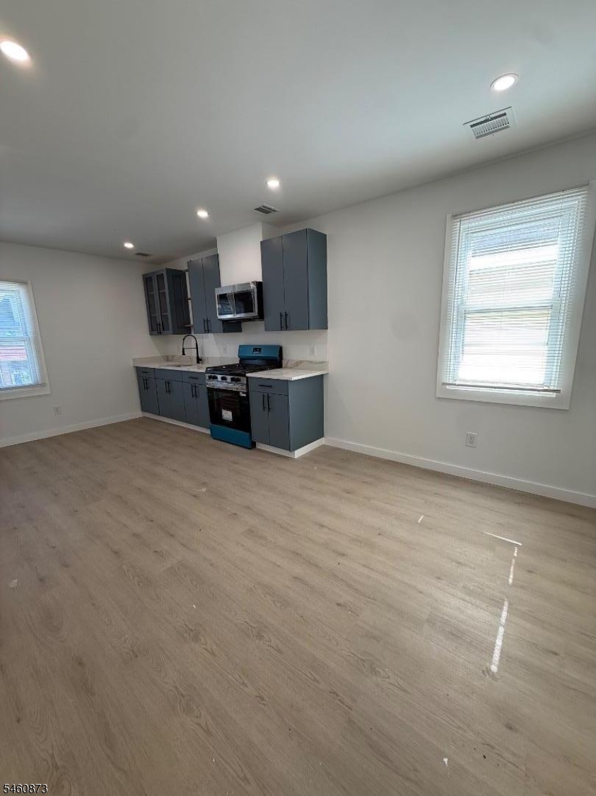 94 Broughton Ave 2a Property Photo 2
