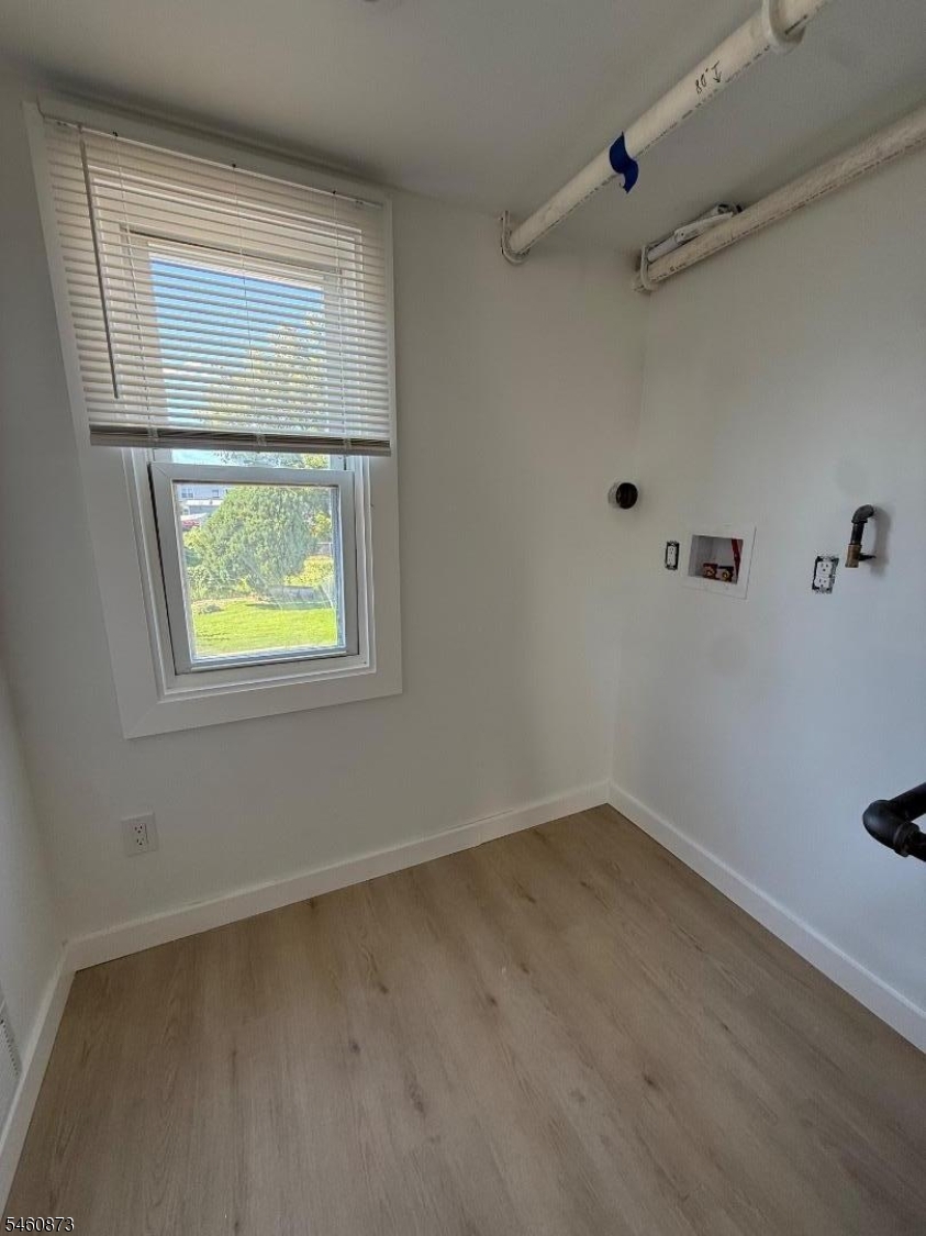 94 Broughton Ave 2a Property Photo 6