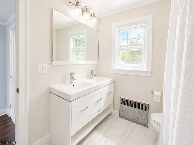 11 Van Dyke Pl Property Photo 15