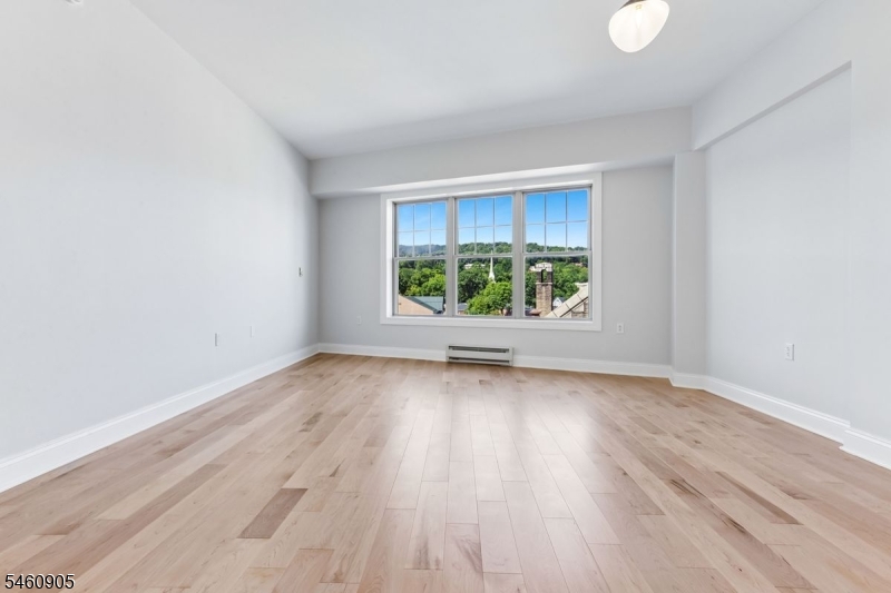 48 S Park St 517 Property Photo 11