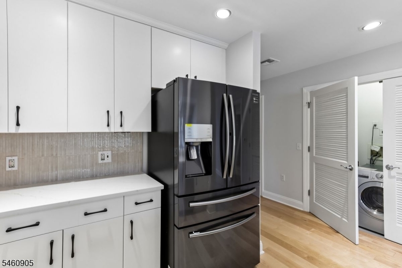 48 S Park St 517 Property Photo 19