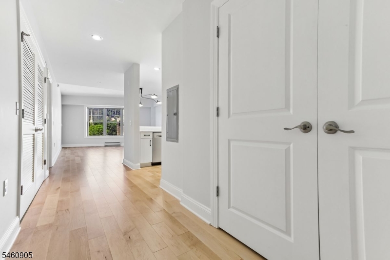48 S Park St 517 Property Photo 43
