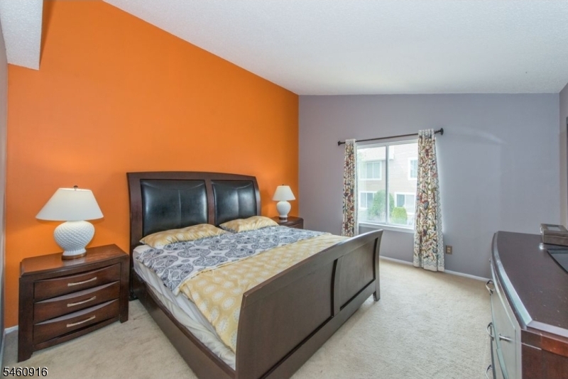 3316 Park Pl Property Photo 11