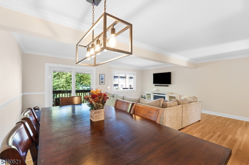 38 Park St H Property Photo 9