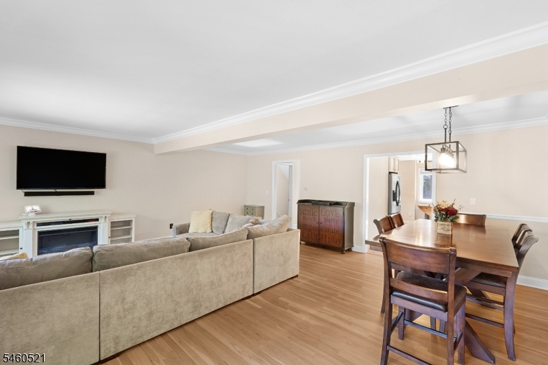 38 Park St H Property Photo 11