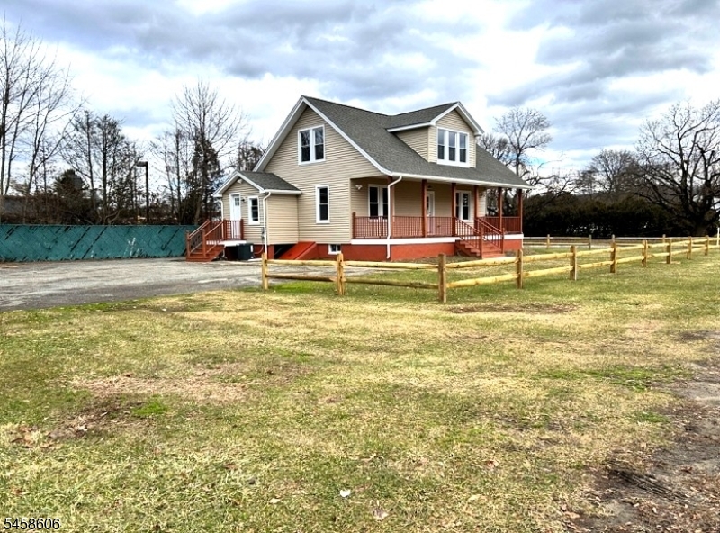 19 South St Property Photo 2