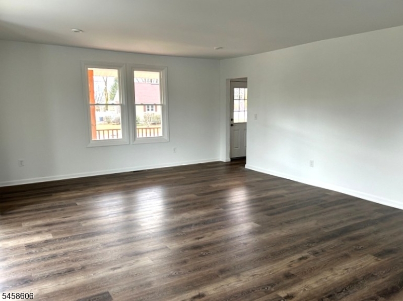 19 South St Property Photo 4