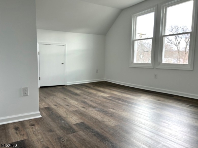 19 South St Property Photo 13