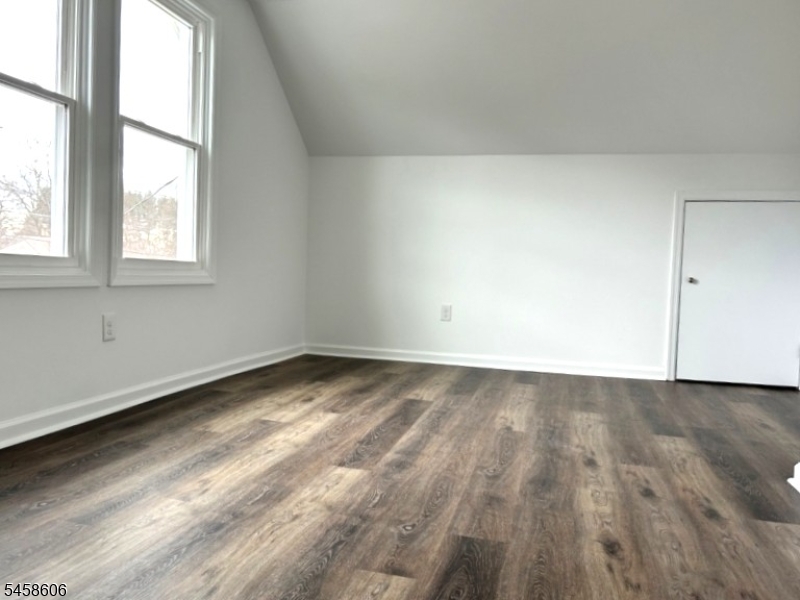 19 South St Property Photo 14