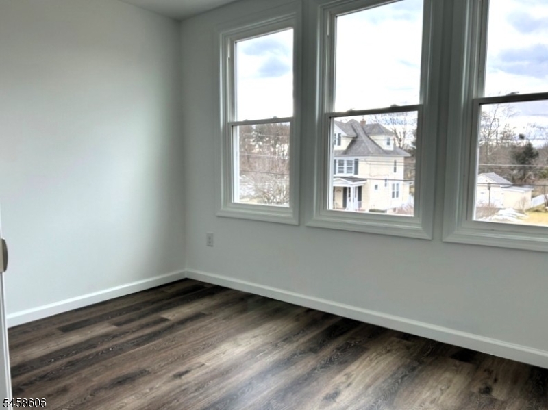 19 South St Property Photo 18