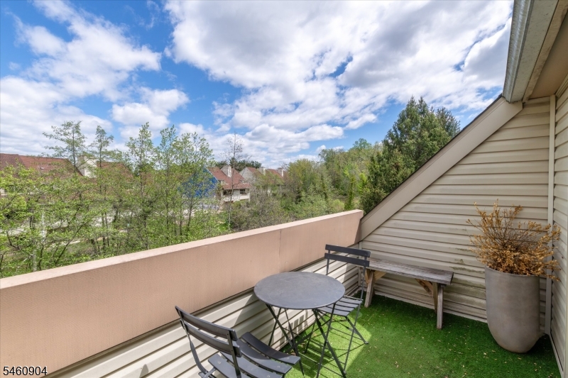 303 Tavistock Property Photo 17