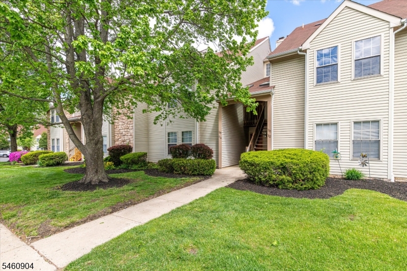 303 Tavistock Property Photo 19
