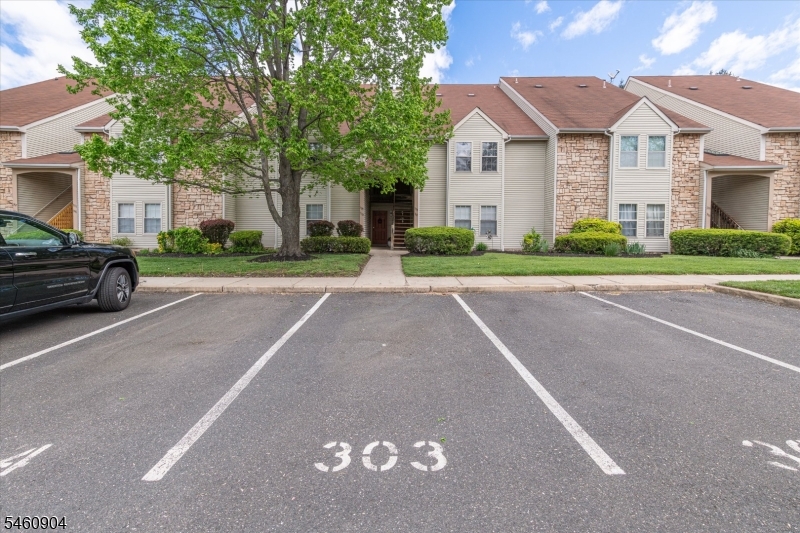 303 Tavistock Property Photo 20
