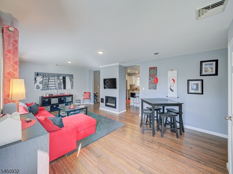 20 Mckinley Ave Property Photo 2