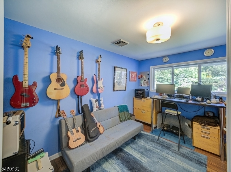 20 Mckinley Ave Property Photo 11