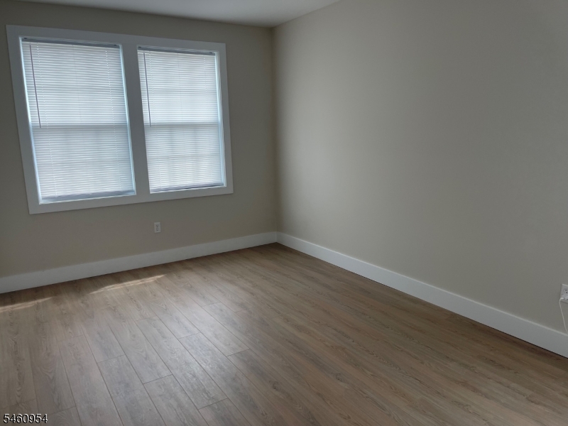 335 6th Ave Property Photo 2