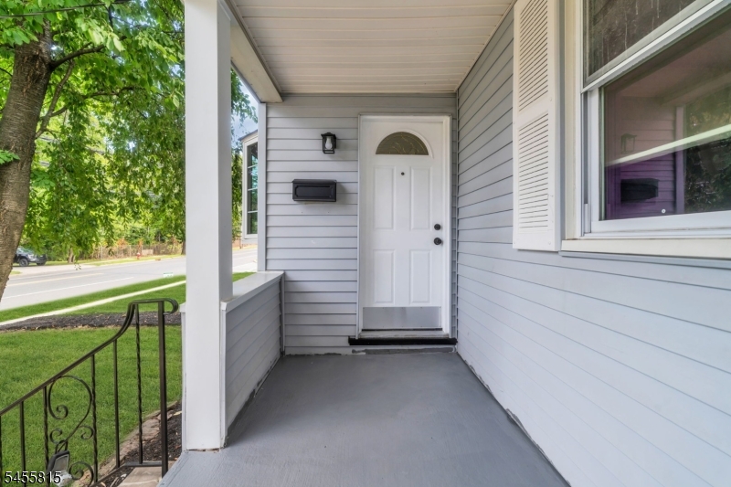 209 S Michigan Ave Property Photo 43