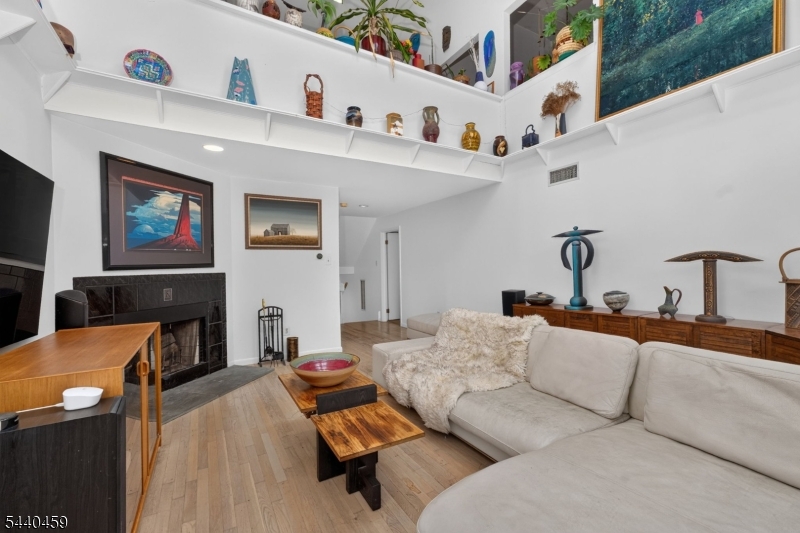 120 Swan Street Property Photo 5