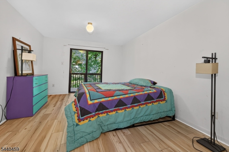120 Swan Street Property Photo 24