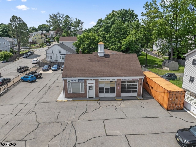 302 Boonton Ave Property Photo 2