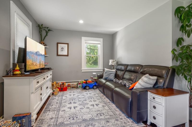 44 Readington Rd Property Photo 18