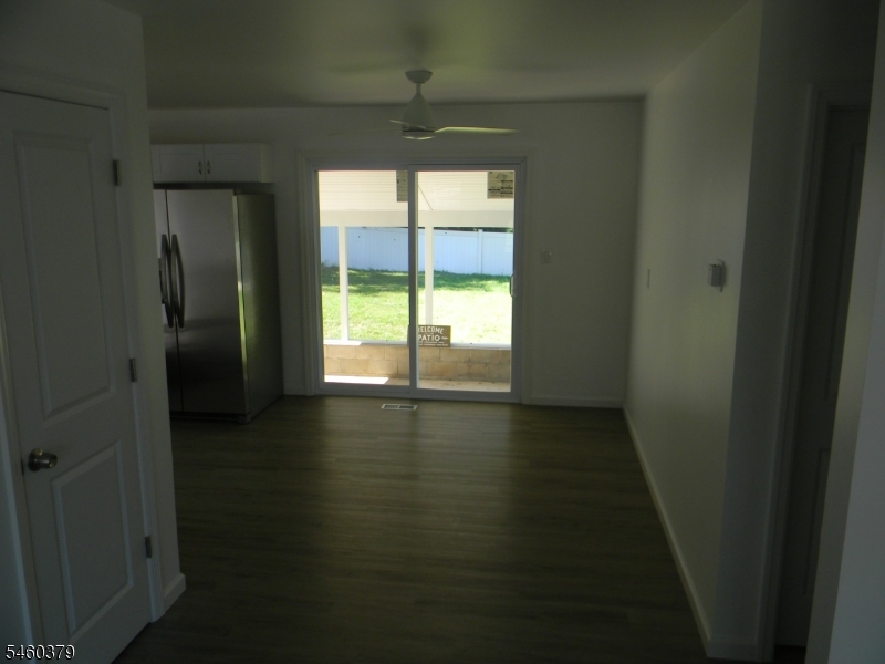 27 Violet Ter Property Photo 3