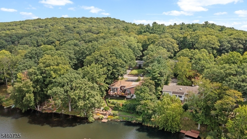 158 Kitchell Lake Dr Property Photo 10