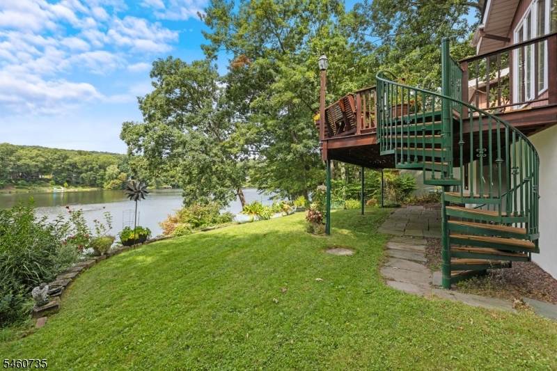 158 Kitchell Lake Dr Property Photo 35