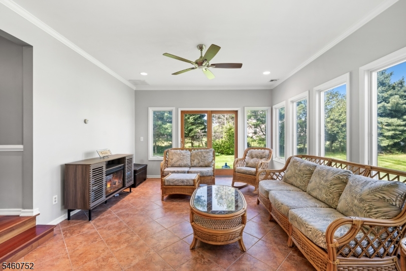 3 Hughey Lane Property Photo 10