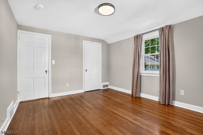 856 Rahway Ave Property Photo 18